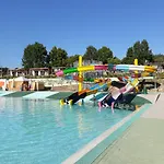 Sisan Family Resort