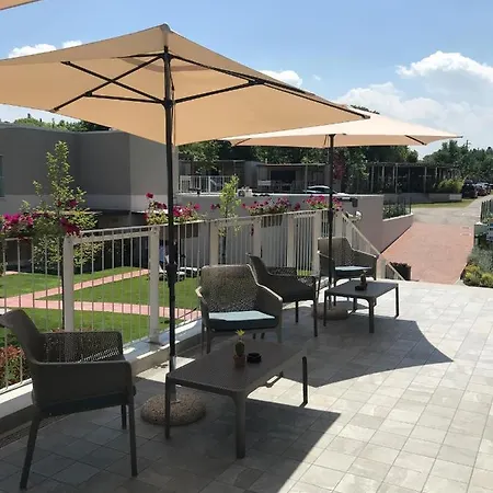 Sisan Family Курортный комплекс Бардолино