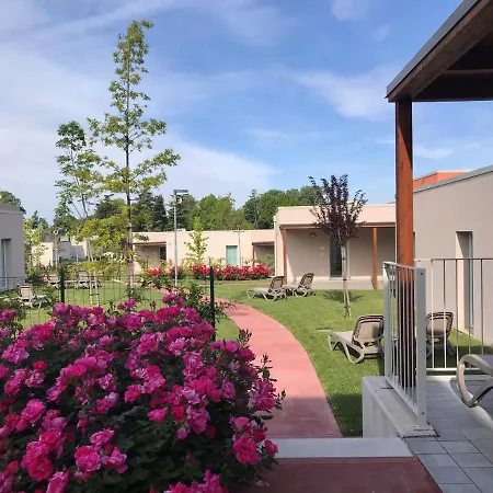 Sisan Family Resort 4*
