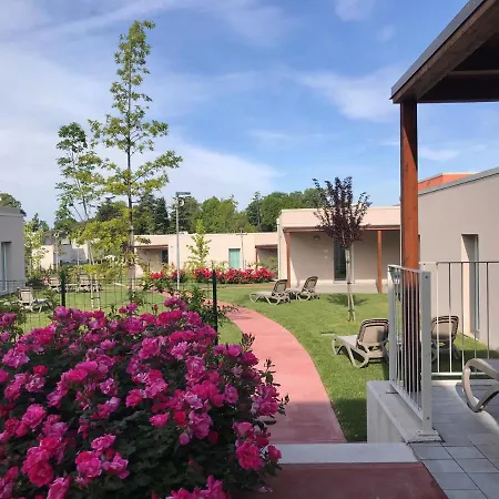 Sisan Family Resort 4*