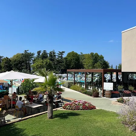 Курортный комплекс Sisan Family Бардолино